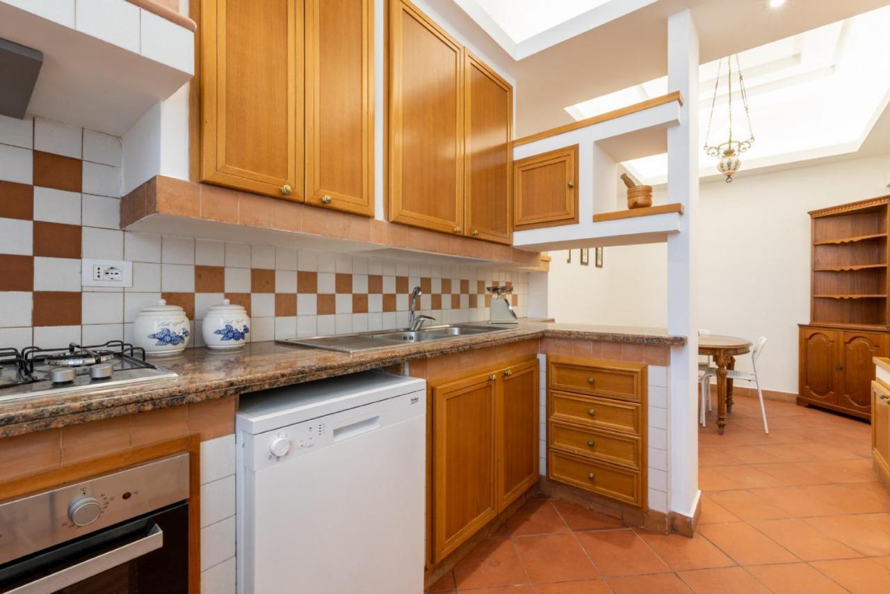 Carosi Apartment, Via Del Viminale * Rom